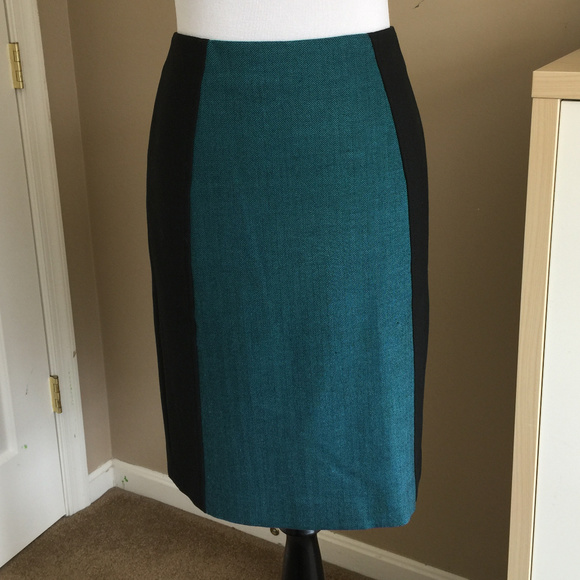 Halogen Dresses & Skirts - Halogen Paneled Pencil Skirt